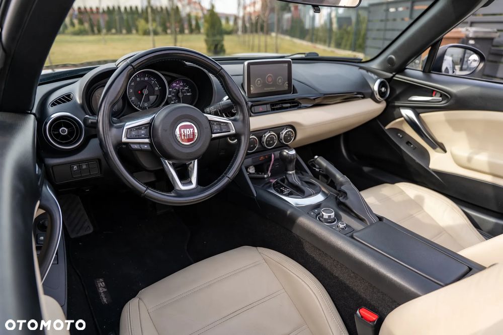 Fiat 124 Spider - 17
