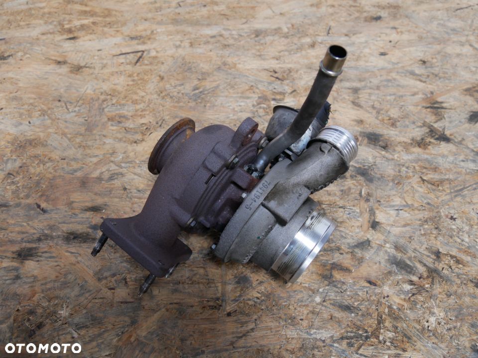 TURBOSPRĘŻARKA VOLVO S40 2.0 TD 11' D5204T5 790367-4  31312712 - 1