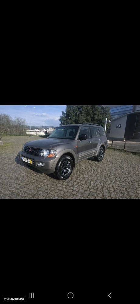 Mitsubishi Pajero 3.2 DI-D GLS ABS+EC+TA - 1