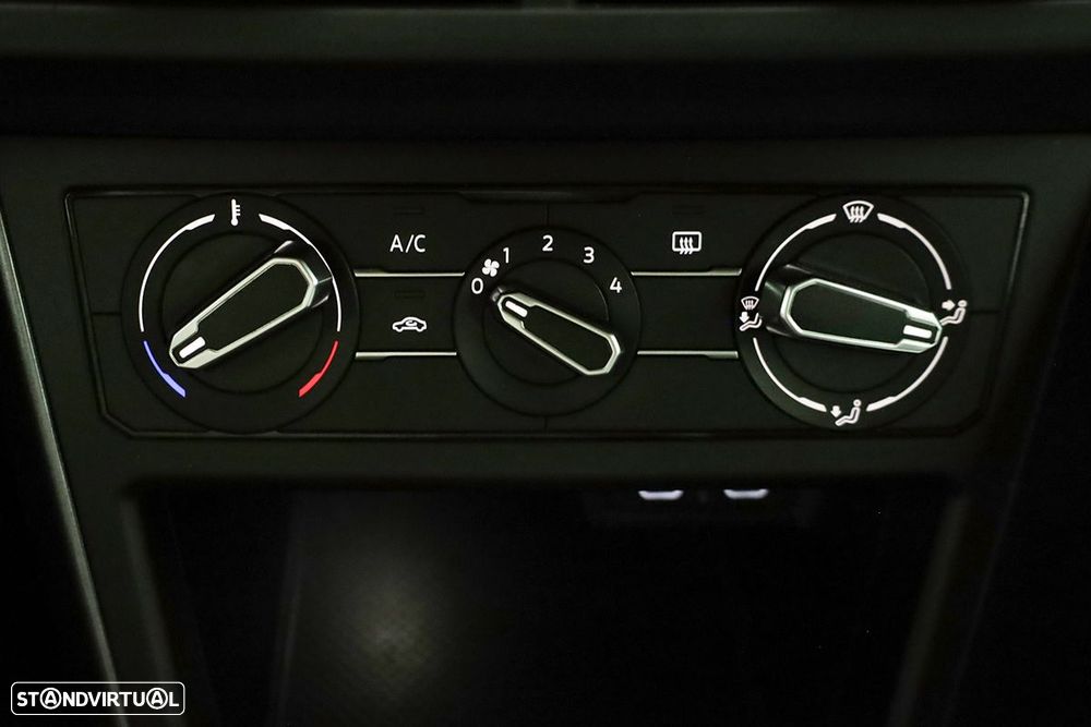 VW Polo 1.0 TSI Style DSG - 12