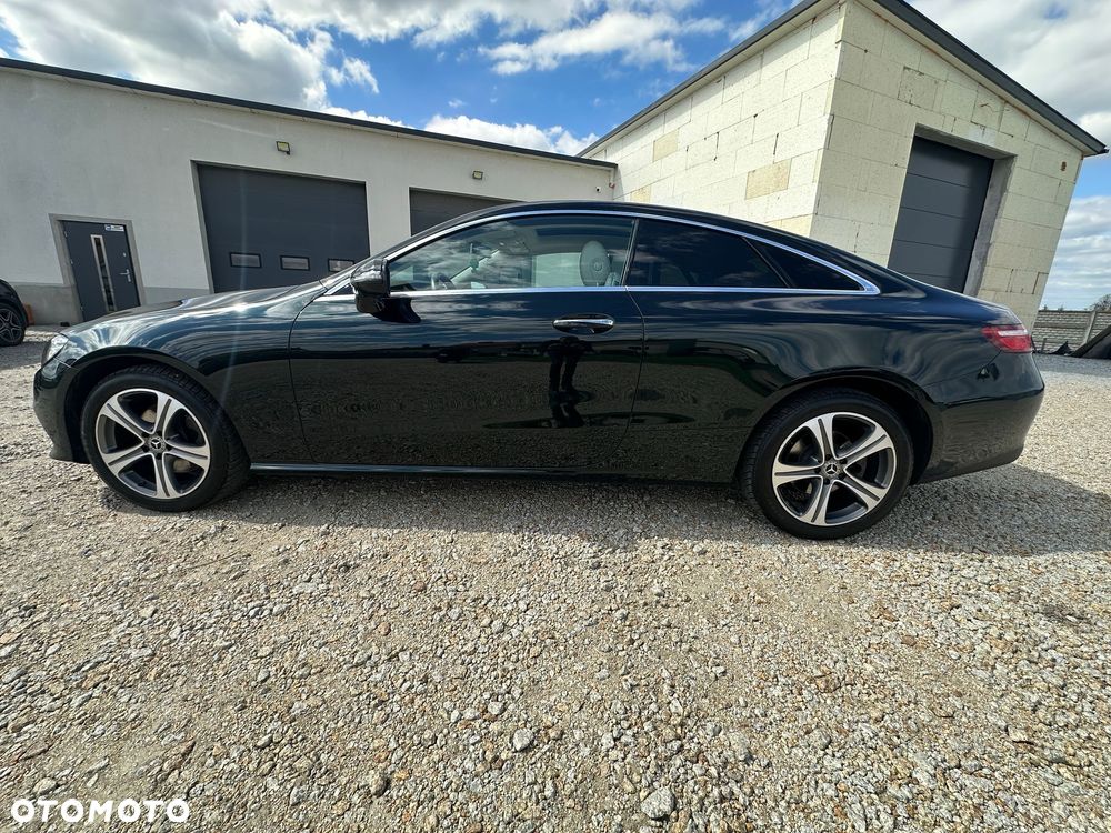 Mercedes-Benz Klasa E 220 d 4-Matic 9G-TRONIC - 9