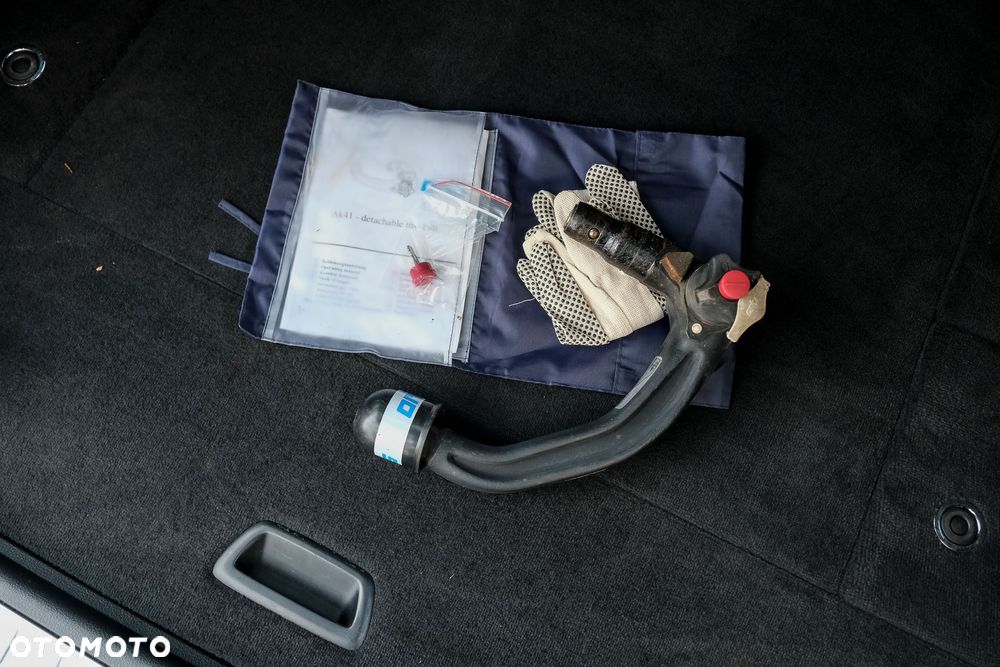 BMW Seria 3 318d Sport Line Shadow - 39