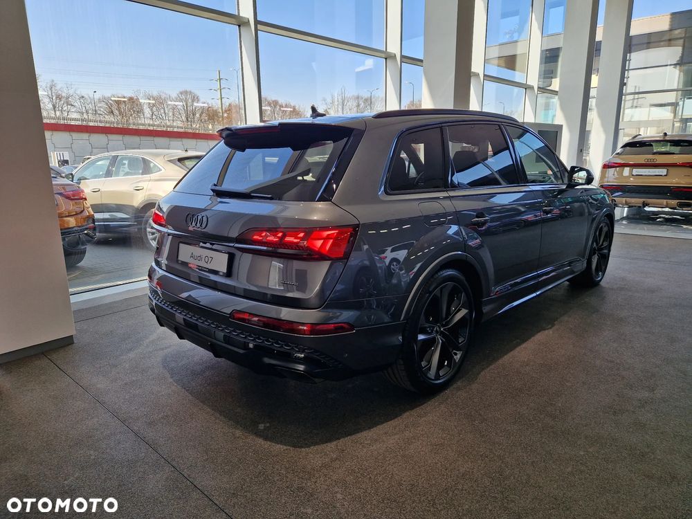 Audi Q7 - 7