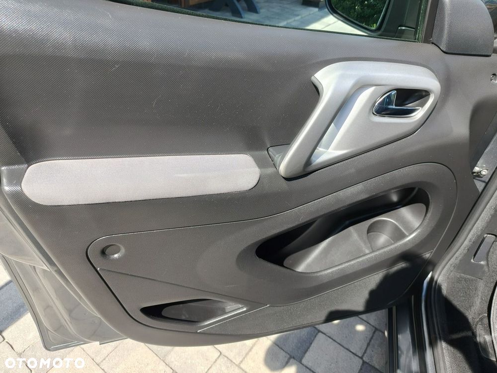 Peugeot Partner - 16