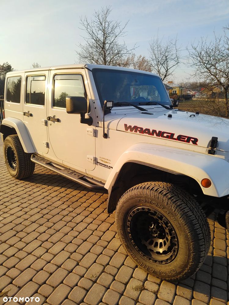 Jeep Wrangler 3.6 Unlim Sahara - 21