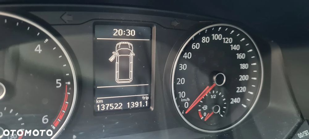 Volkswagen Multivan 2.0 TDI L1 70 Years Bulli DSG - 19