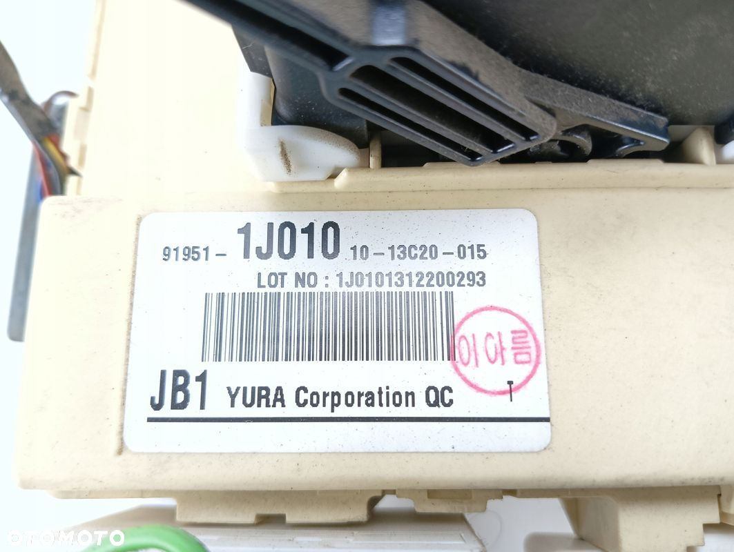 SKRZYNKA BEZPIECZNIKÓW HYUNDAI I20 I LIFT 91951-1J010 - 4