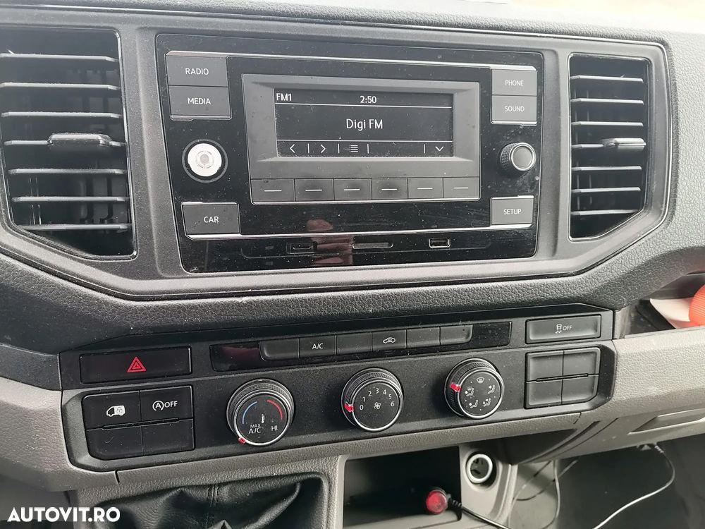 Volkswagen Crafter Furgon L3H2 2.0 TDI - 3