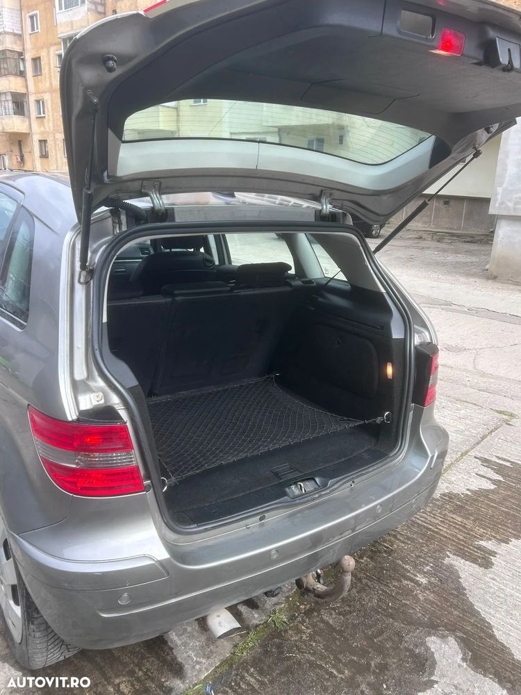 Mercedes-Benz B 180 CDI - 13