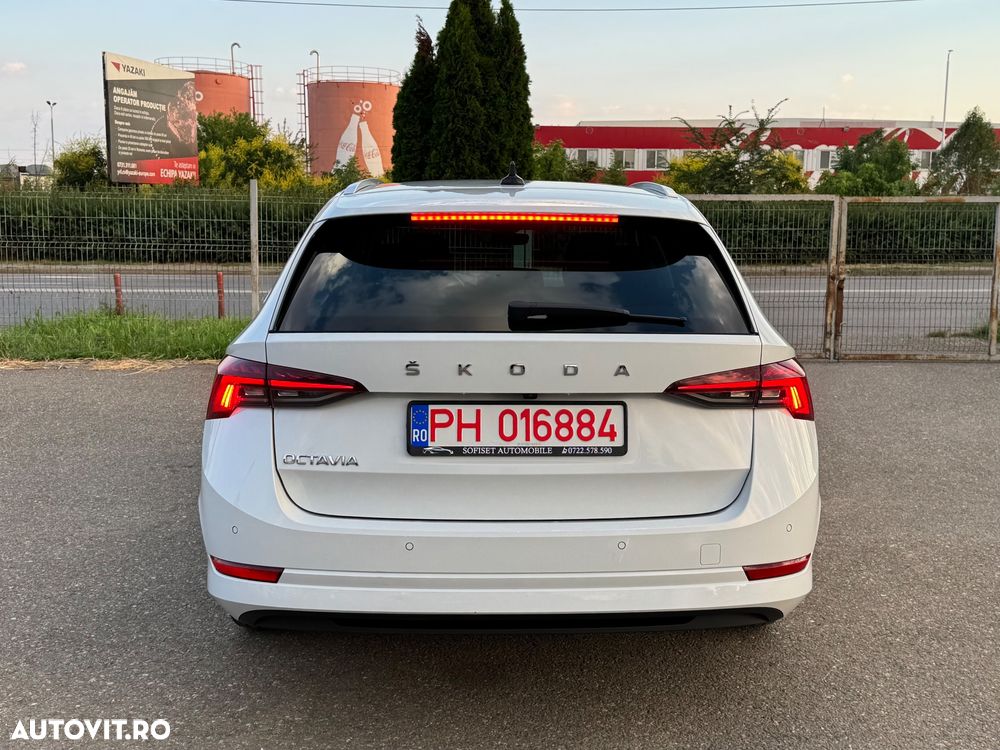 Skoda Octavia 2.0 TDI STYLE DSG - 6