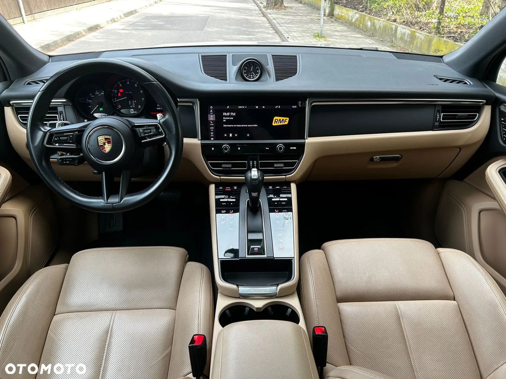 Porsche Macan Standard - 17