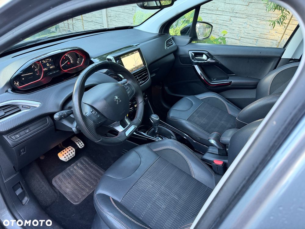 Peugeot 2008 - 10
