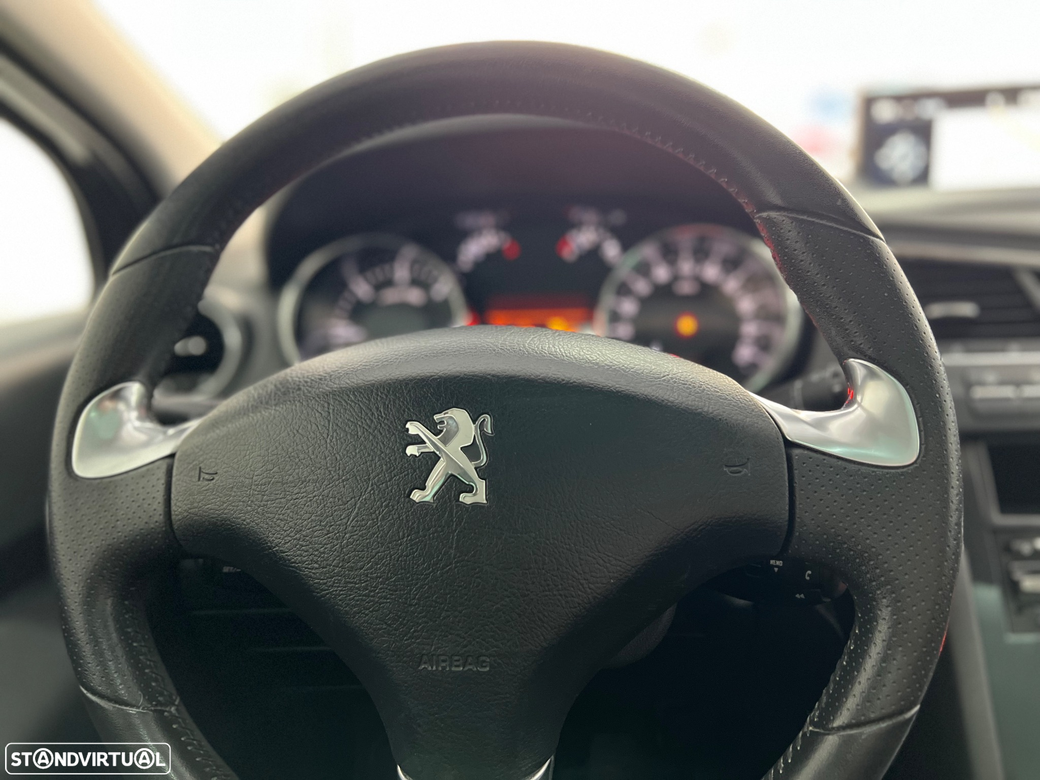 Peugeot 5008 1.6 BlueHDi Allure - 15