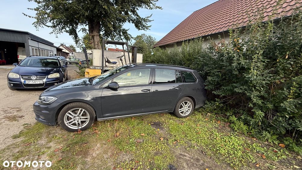 Volkswagen Golf - 4
