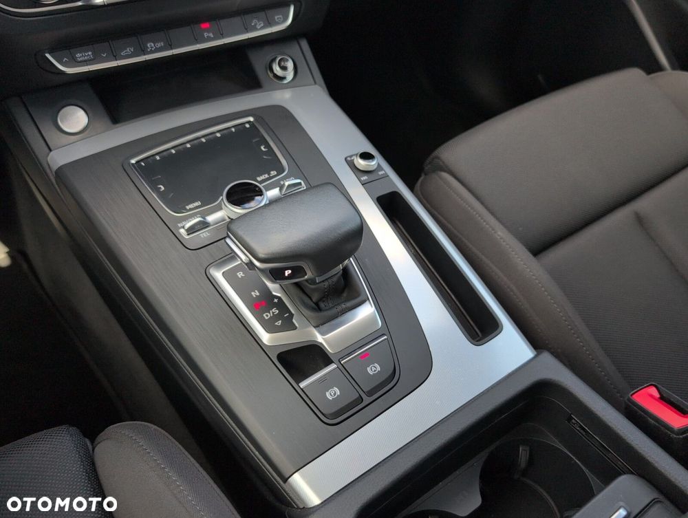 Audi Q5 2.0 TFSI Quattro Sport S tronic - 33