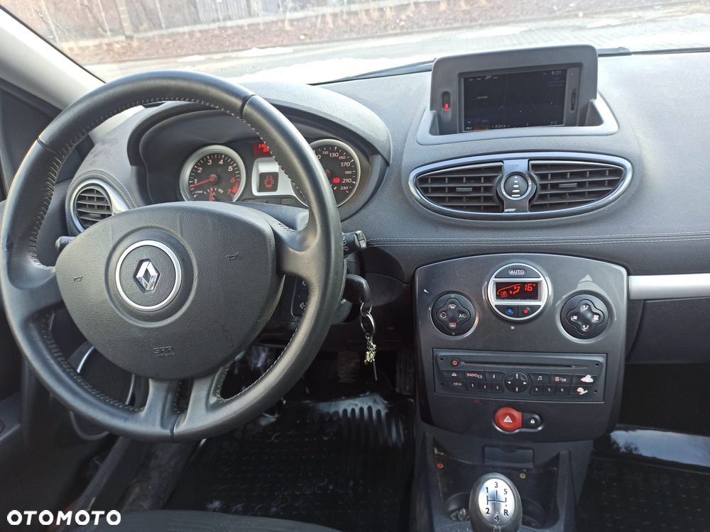 Renault Clio 1.2 16V Life - 7