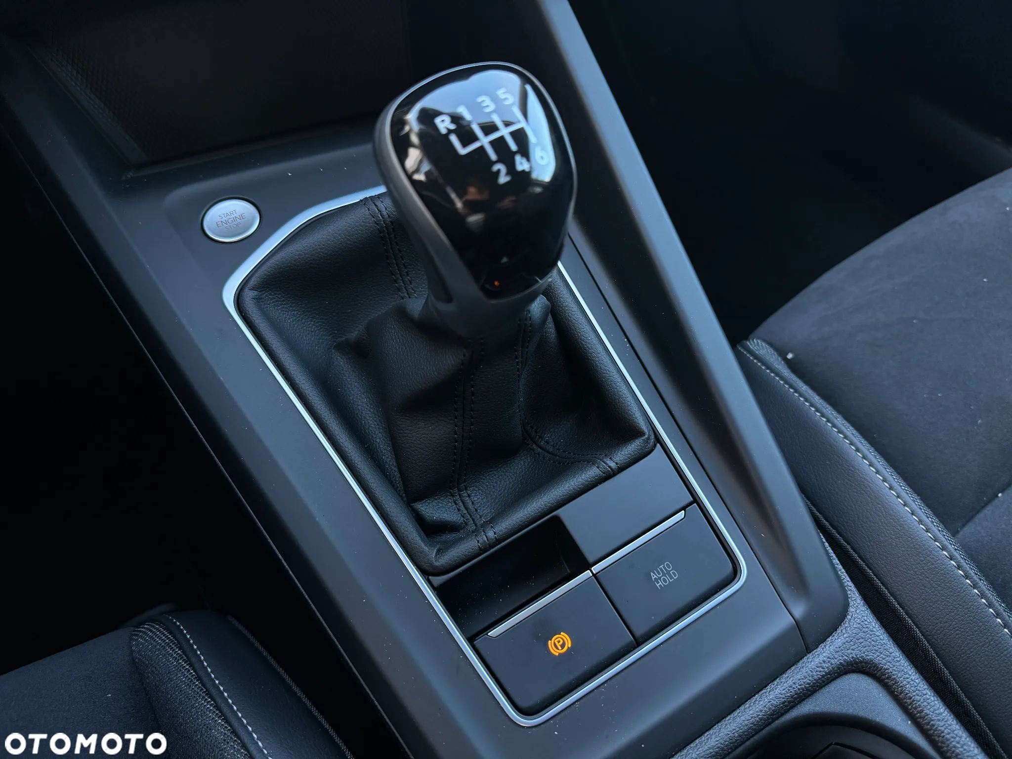 Volkswagen Golf - 15