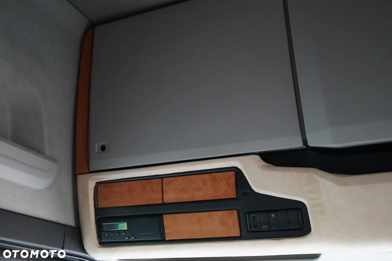 Scania S 500 / RETARDER / KLIMA POSTOJOWA / CAŁA NA PODUSZKACH / OPONY 100% / NAVI / PO KONTRAKCIE SERWISOWYM - 33
