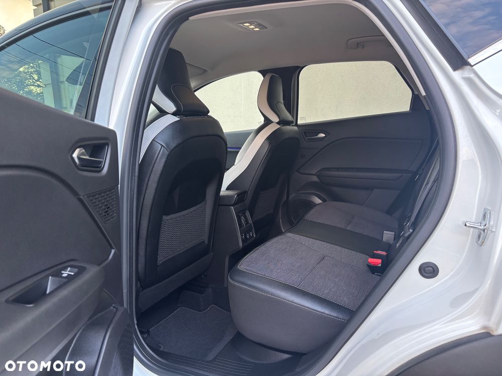 Renault Captur TCe 140 GPF INTENS - 33