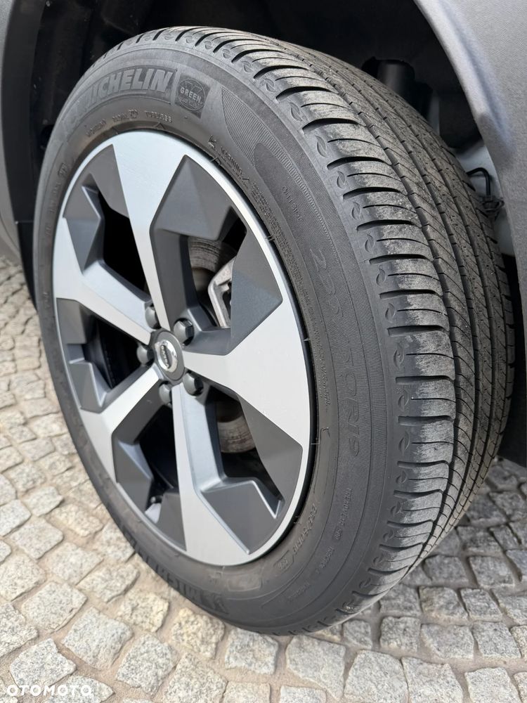 Volvo XC 40 B5 B AWD Geartronic RDesign - 23