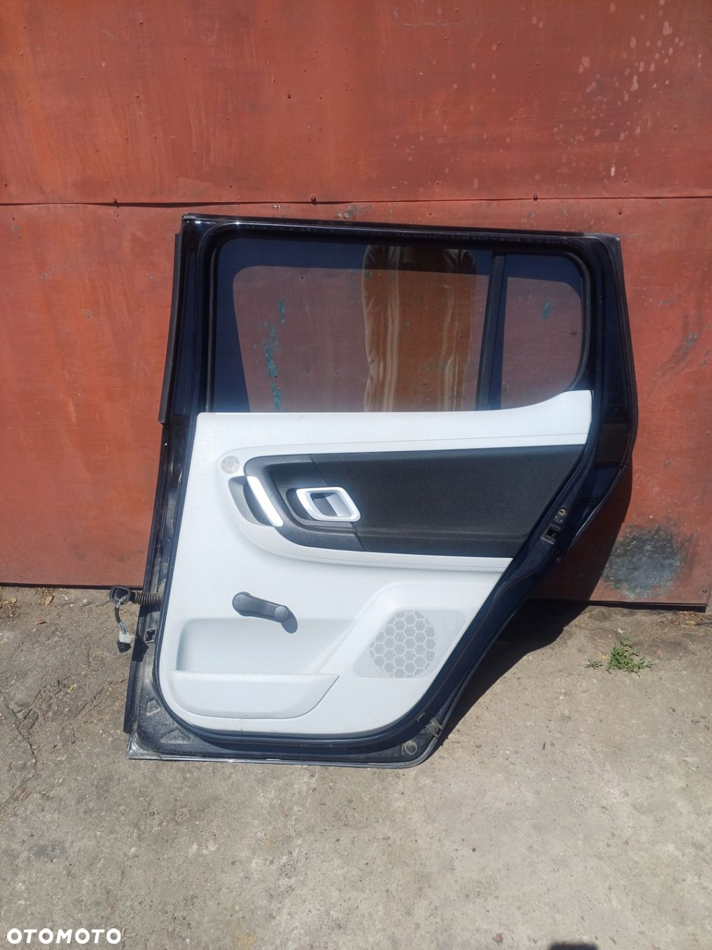Drzwi prawy tyl SKODA FABIA II HB 9910 KOMPLETNE - 8