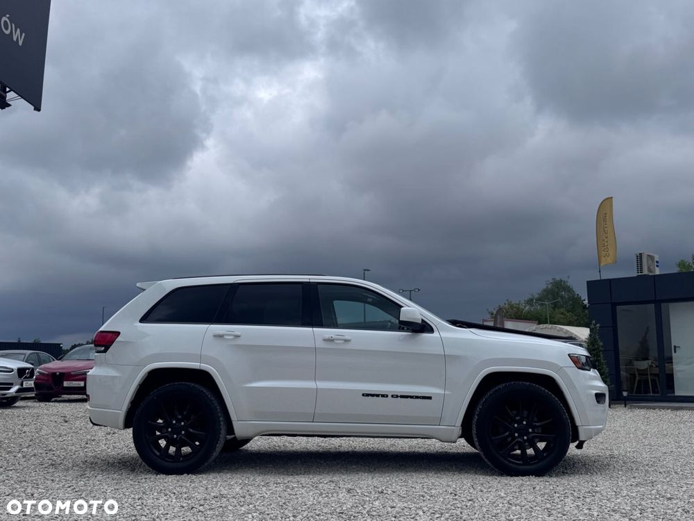 Jeep Grand Cherokee - 4