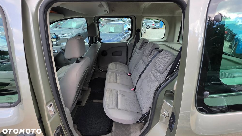 Renault Kangoo 1.6 16V Privilege - 27