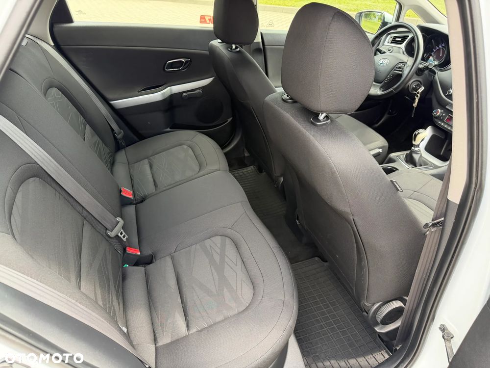 Kia Ceed 1.6 CRDi M - 6