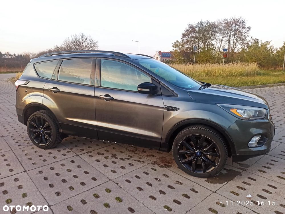 Ford Escape 2.0 EcoBoost AWD Titanium - 1