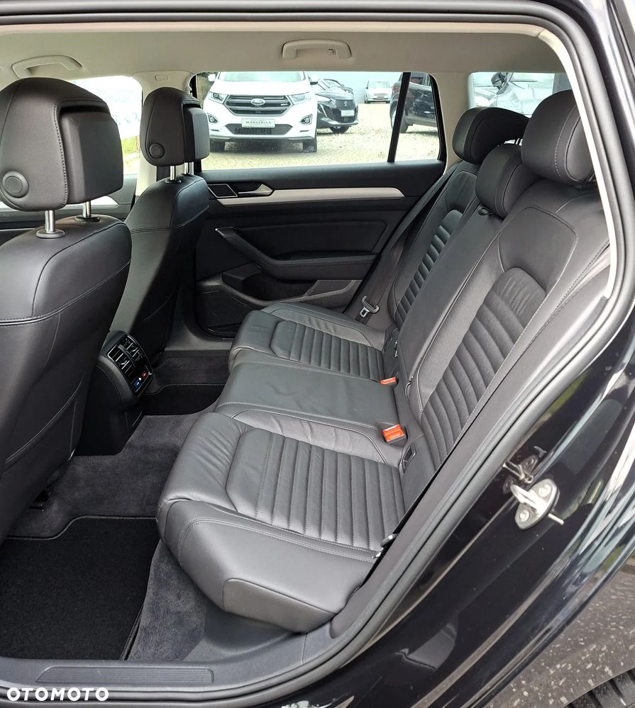 Volkswagen Passat Variant 2.0 TDI BMT Highline DSG - 10