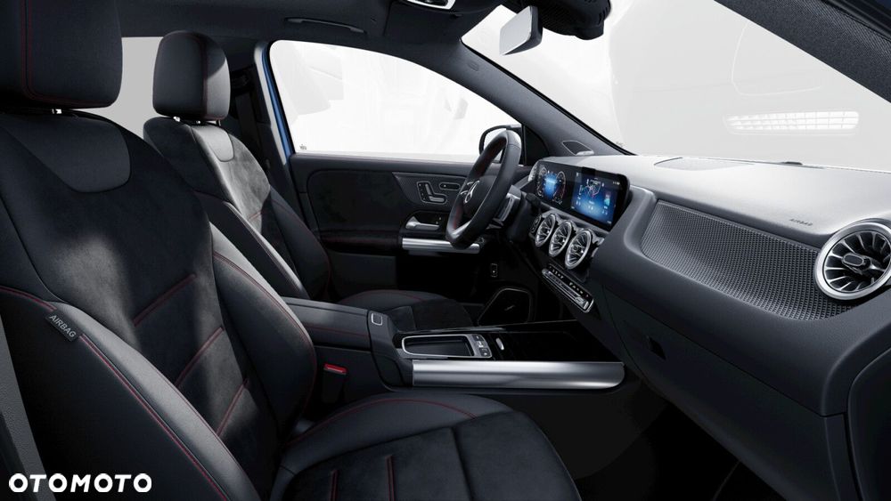 Mercedes-Benz GLA - 7