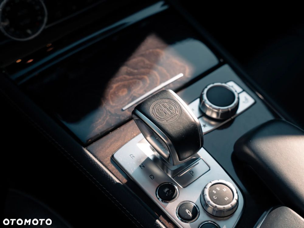 Mercedes-Benz SL 63 AMG - 4