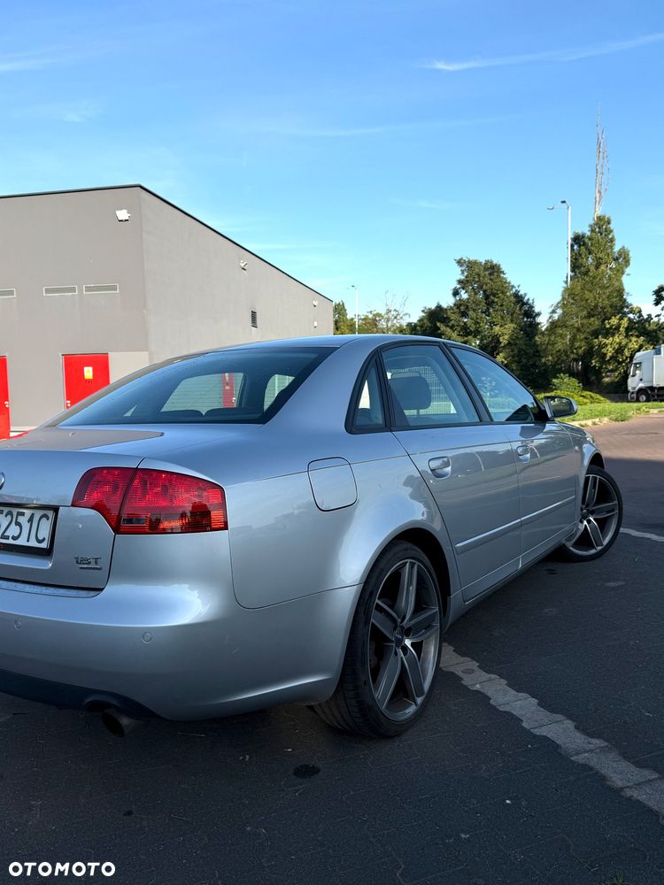 Audi A4 Limousine 1.8T Quattro - 4