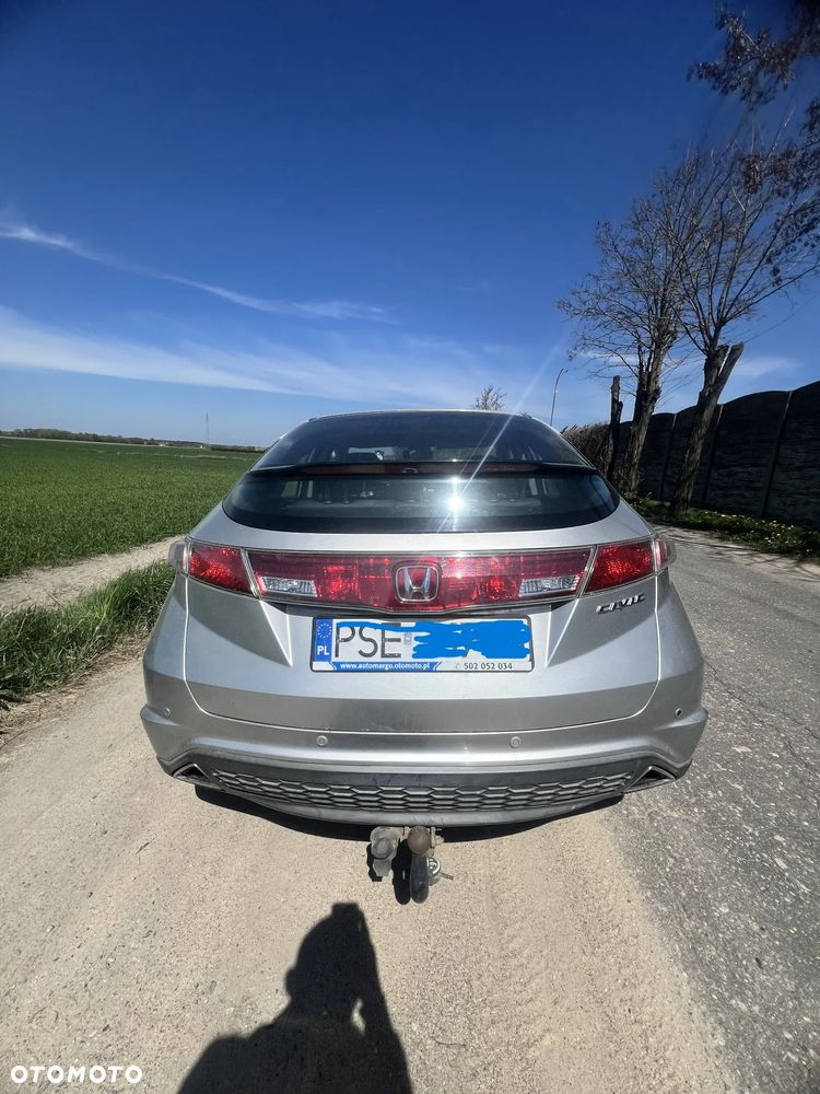 Honda Civic 1.8i-VTEC Sport - 3