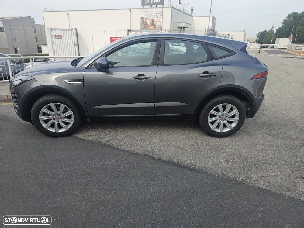 Jaguar E-Pace 2018 photo 5