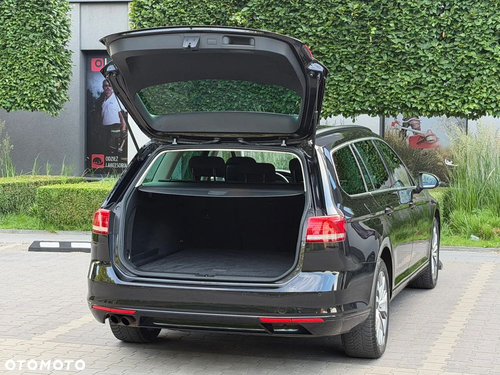 Volkswagen Passat 1.8 TSI (BlueMotion Technology) DSG Comfortline - 24