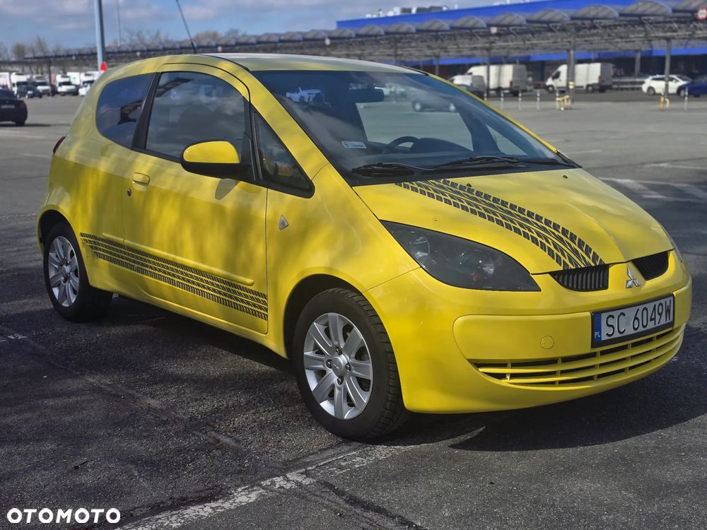 Mitsubishi Colt - 3