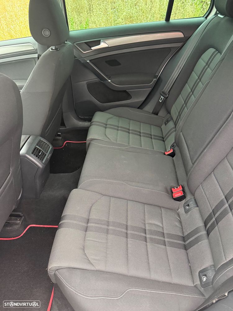 VW Golf 1.6 BlueTDI Comfortline - 7