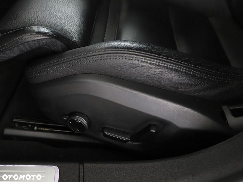 Volvo V90 Cross Country T5 AWD Pro - 39