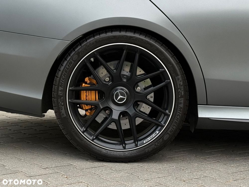 Mercedes-Benz Klasa E - 26