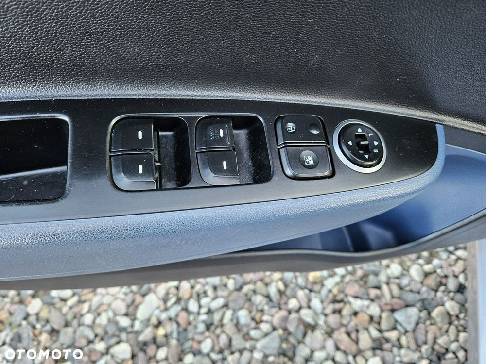 Hyundai i10 - 13