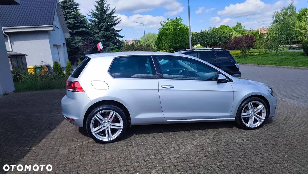 Volkswagen Golf 1.6 BlueTDI DSG Comfortline - 23
