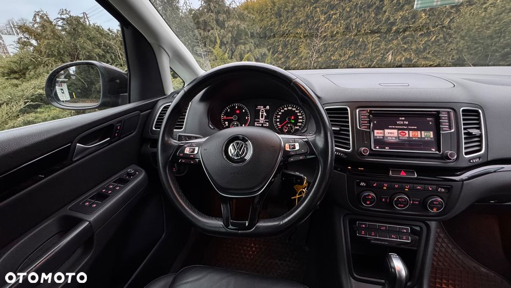 Volkswagen Sharan 2.0 TDI DSG 4MOTION (BlueMotion Technology) Highline - 37