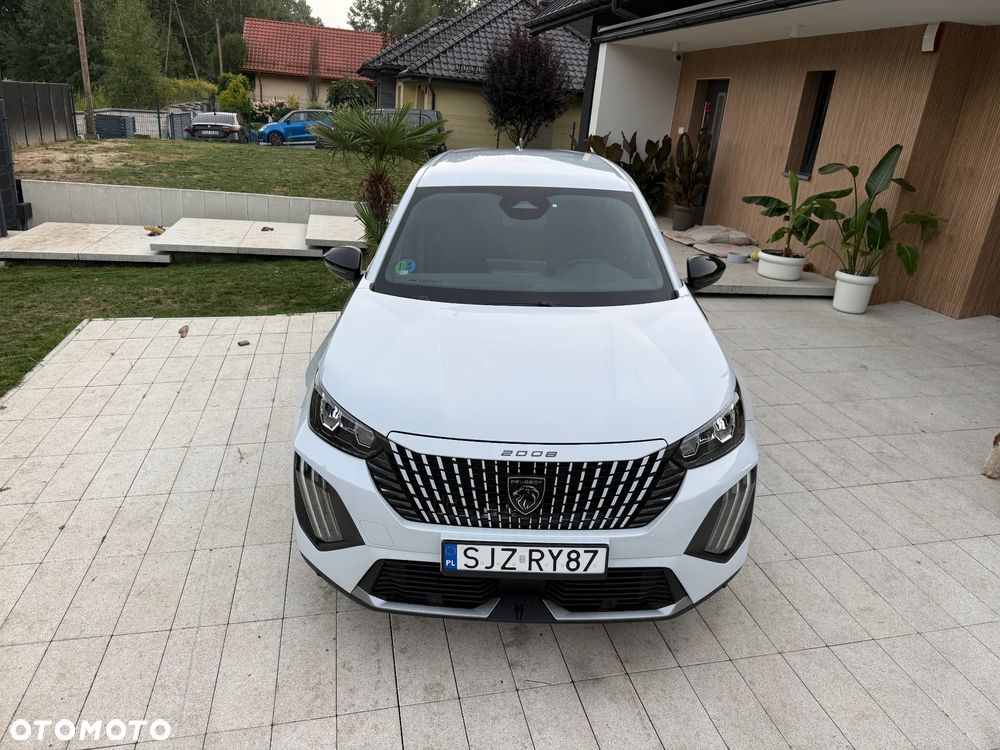Peugeot 2008 Hybrid 145 e-DSC Allure - 2