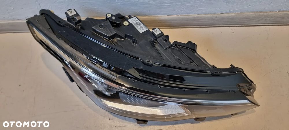 Lampa IQ LED prawa VW GOLF 8 VIII R lift 5H1 '24-. - 3