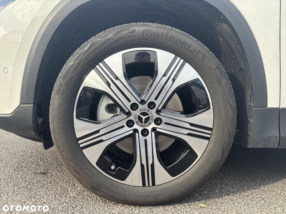 Mercedes-Benz EQA - 10