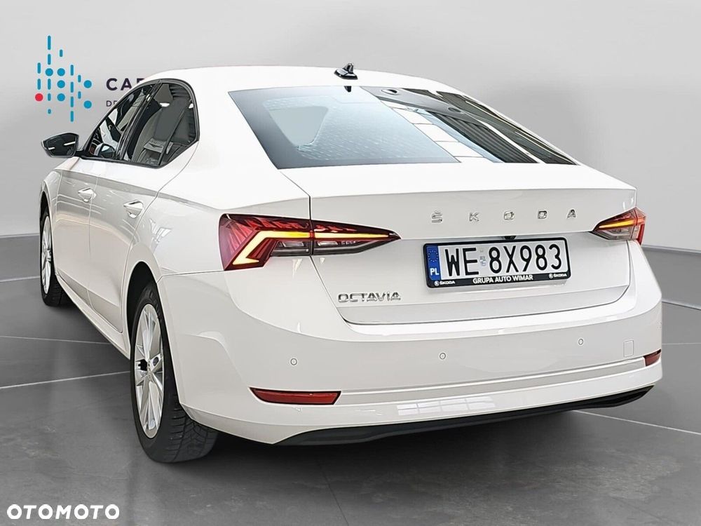 Skoda Octavia 2.0 TDI Ambition DSG - 25
