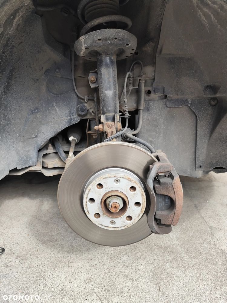 Opel Corsa 1.4 16V Cosmo - 14