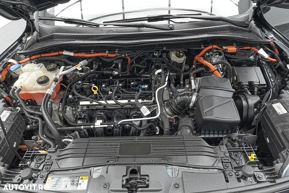 Ford Kuga 2.5 Duratec PHEV Titanium - 24