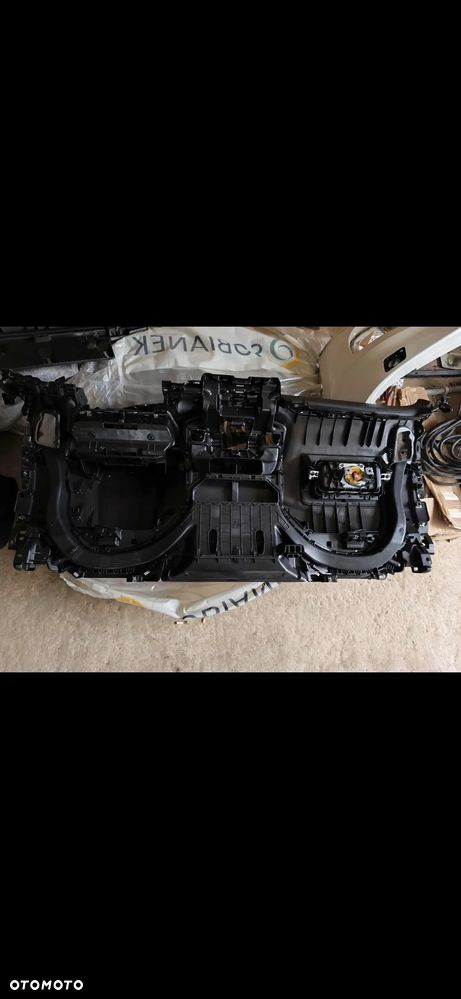 Deska,konsola Renault Scenic lV - 2